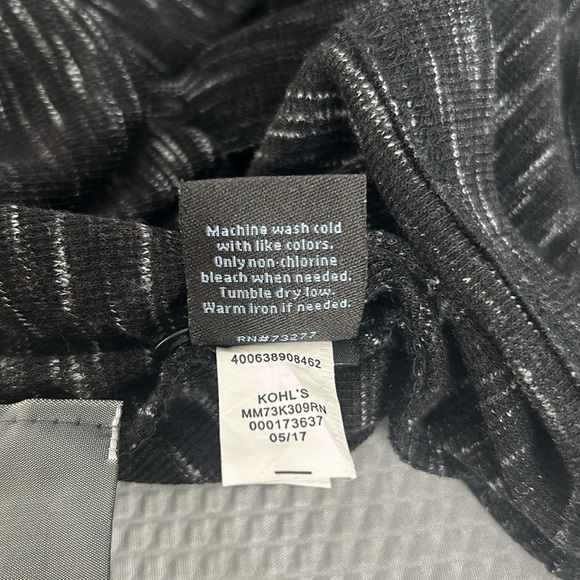 Marc Anthony Slim Fit long sleeve shirt. - Picture 10 of 11